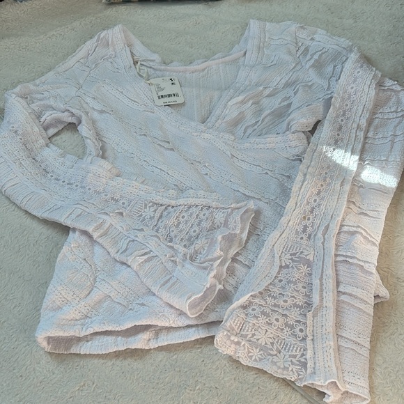 NWT Free People Rocky Long Sleeve Top in White. Size : XS, S, M Available - Picture 5 of 11